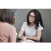 Me escuchan en silencio y sin juzgar, con el corazón